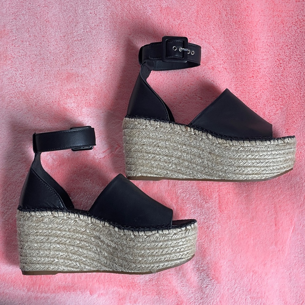 FREE PEOPLE, Platform Wedge. 
DESIGNER 
VERY SOFT Leather
Black Espadrille Sanda
